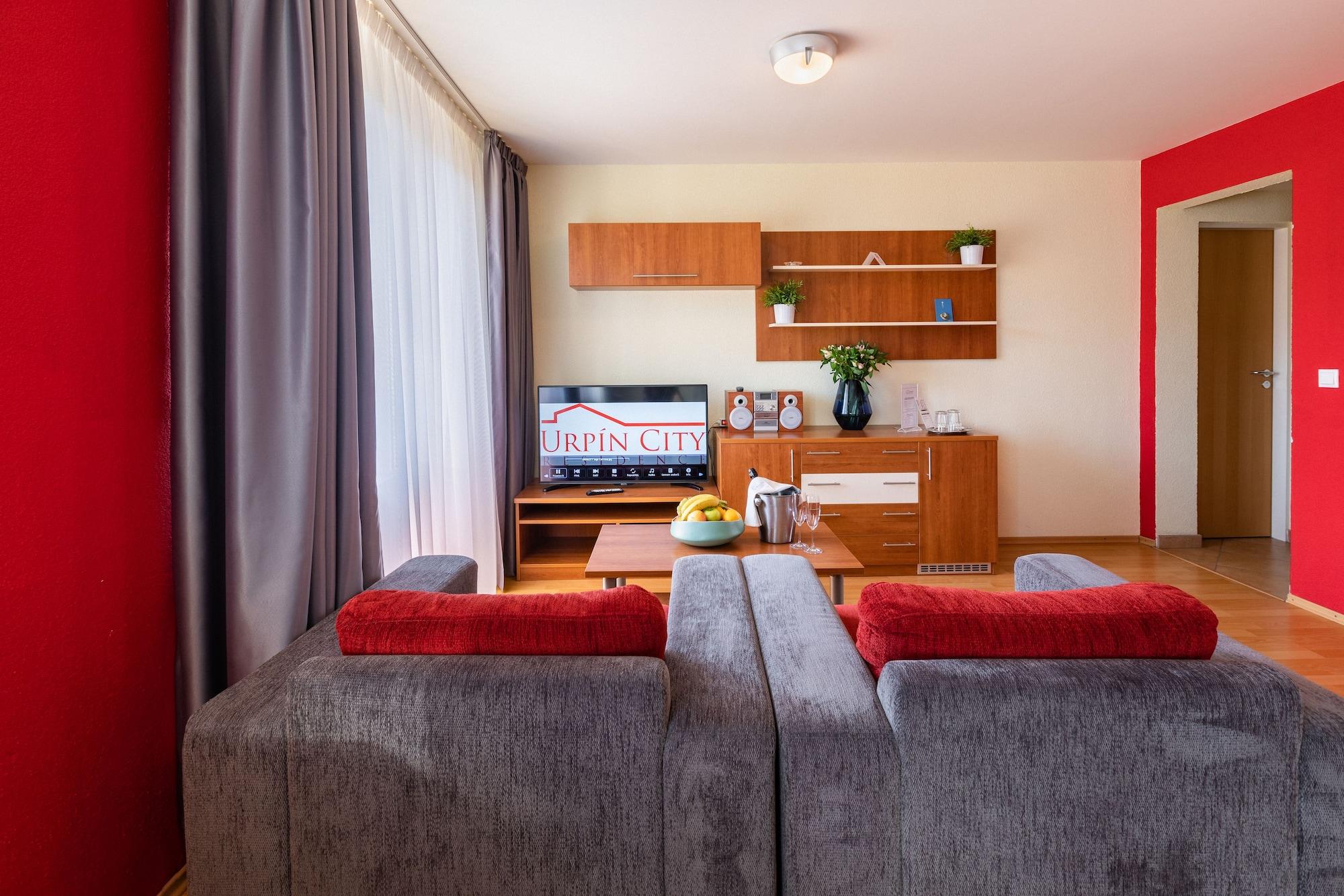Urpin City Residence Banska Bystrica Exterior photo